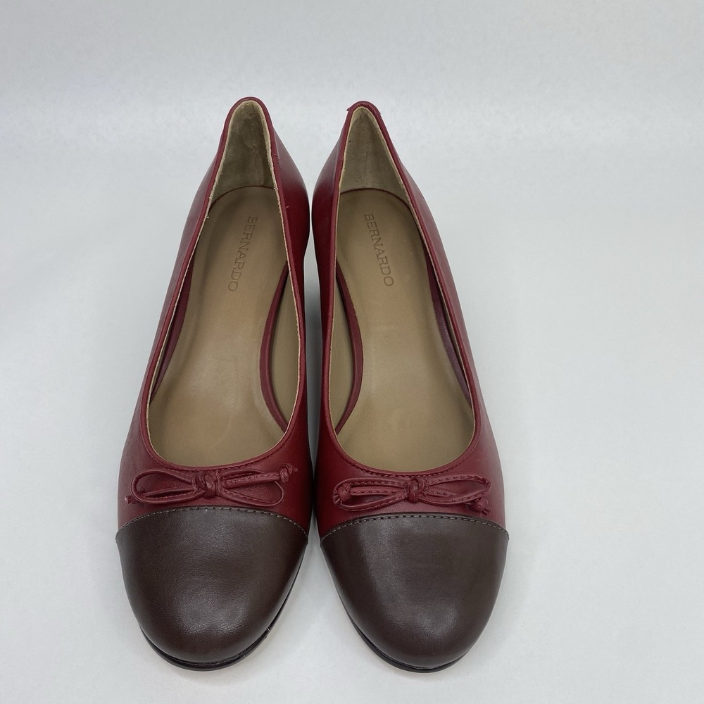 BERNARDO Marisol Cap Toe Pumps Two Tone Leather Dark Red/Brown Sz 9M Block Heel - Picture 8 of 15
